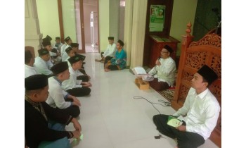 Hari Pertama KBM, SMA Unggulan Al-Mizan Mengadakan Istigosah