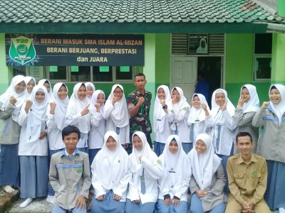 Alumni SMA menjadi Anggota TNI