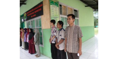 Upacara Penutupan MOPDB SMA & SMK Al-Mizan